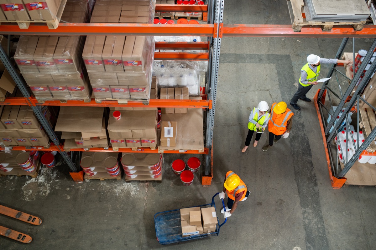 Logistics & Warehousing